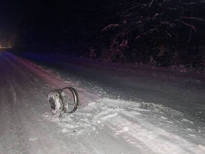 На Среднем Урале отвалившееся колесо убило пассажира иномарки