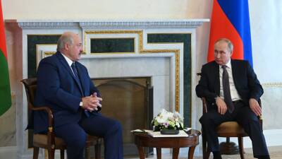 Лукашенко поблагодарил Путина за поддержку Белоруссии в период санкций