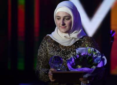Дочь Кадырова стала заслуженным работником культуры Чечни