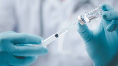 Казахстан намерен в ближайшее время поставить 150 тысяч доз вакцины «Спутник Лайт»