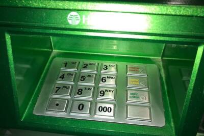 Четверым астраханцам не дали украсть банкомат с 1,5 миллионов рублей