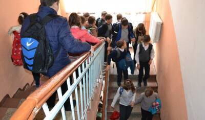 Школы в Уфе эвакуировали из-за сообщений о минировании