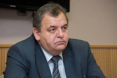 Новосибирский депутат Госдумы Сулейманов возмутился запугиванием населения из-за вакцинации