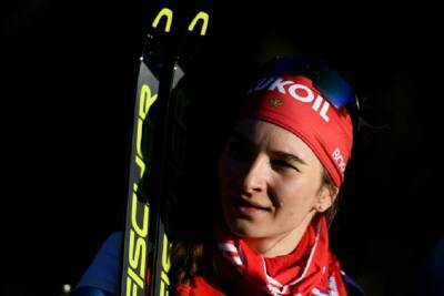 Непряева рассказала, что хотела отказаться от участия в гонке "Тур де Ски", в которой завоевала бронзу
