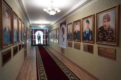 В московской галерее Героев Отечества появился портрет белгородца Вячеслава Воробьева