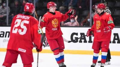 Ударное начало: три шайбы в первом периоде помогли России обыграть Швейцарию на МЧМ по хоккею
