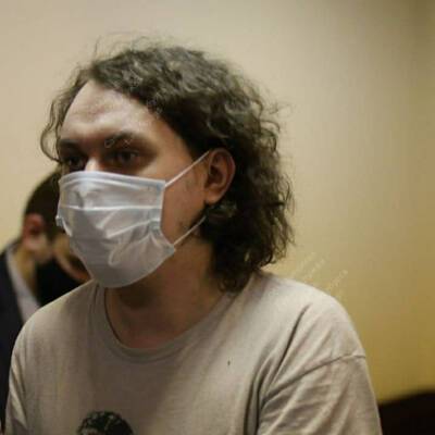 Суд Петербурга смягчил меру пресечения видеоблогеру Юрию Хованскому