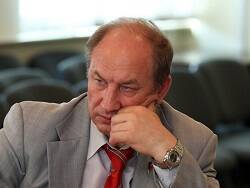 Депутат Рашкин отреагировал на уголовное дело из-за убитого лося