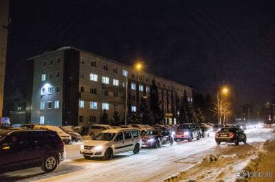 Десятибалльный коллапс сковал центральные улицы Владивостока