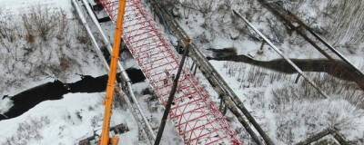 В Кемерове идет строительство «стеклянного» пешеходного моста через Искитимку