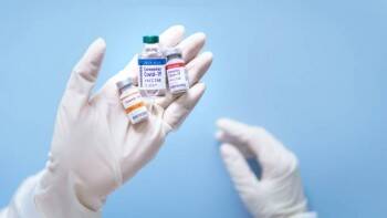 Список противопоказаний к вакцинации от коронавируса уточнят
