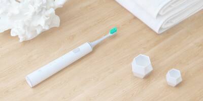 В Xiaomi представили электрическую зубную щетку с временем работы до 50 дней