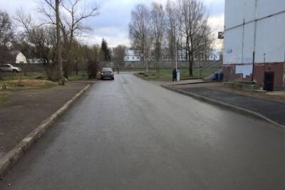 В Пскове отремонтировали пять дворов за счет городского бюджета