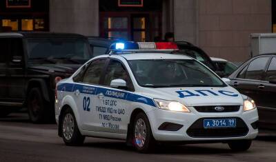 В Москве полиция объявила план "Перехват" после стрельбы из Cadillac по такси