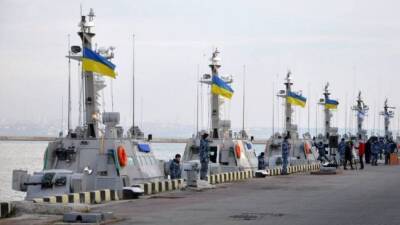 Украина с помощью Британии начала строить две базы ВМС
