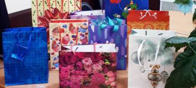 В Петрозаводске собирают новогодние подарки для одиноких пенсионеров