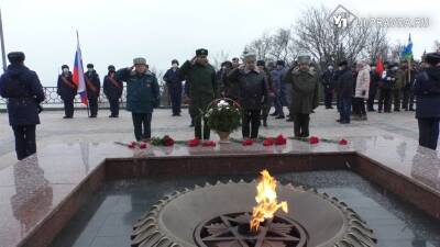 В Ульяновске почтили память погибших героев в День Неизвестного солдата