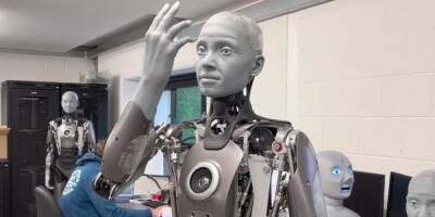 Новый робот с "жестами и мимикой человека" восхитил и напугал людей в сети