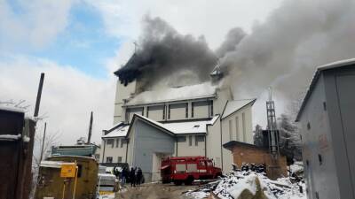 Во Львовской области горит римско-католический костел: есть пострадавший