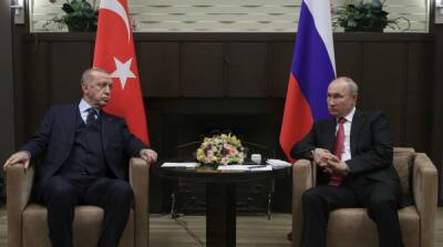 Эрдоган обсудил с Путиным ситуацию в Украине