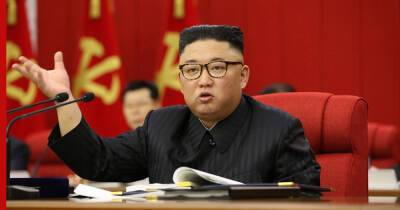 В сети появилось фото резко похудевшего Ким Чен Ына