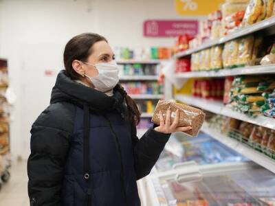 Эксперт назвал срок очередного повышения цен на продукты в России
