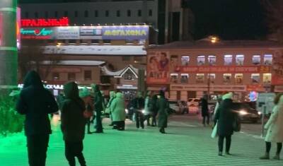 В Тюмени эвакуировали ТРЦ "Галерея Вояж"