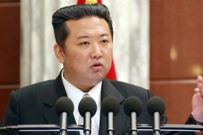 Западные СМИ оценили фотографии Ким Чен Ына после похудения