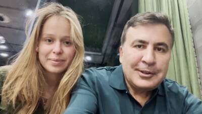 Невеста Саакашвили заявила, что политика увезли из Гори