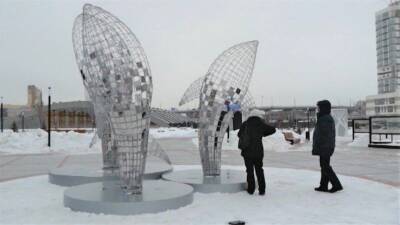 Памятник китам за 10 млн рублей в Челябинске решили демонтировать