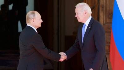 Путин и Байден обсудят 30 декабря ситуацию на Украине и гарантии безопасности