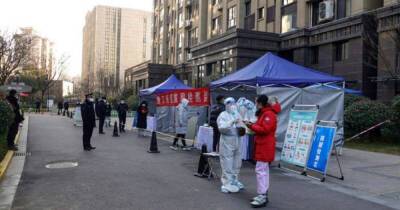 Жителям китайского Сианя запретили покидать дома из-за коронавируса