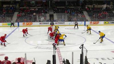 Международная федерация хоккея отменила молодежный чемпионат мира в Канаде из-за вспышки коронавируса среди игроков сборных