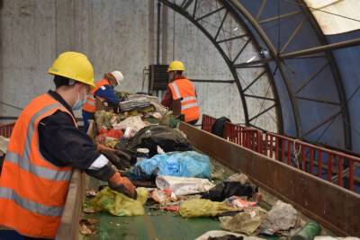 За полгода из Южно-Сахалинска вывезено почти 460 тонн отсортированных отходов