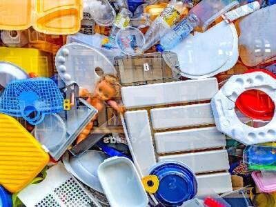 РБК: Правительство РФ перенесло на год реформу ответственности бизнеса за утилизацию отходов