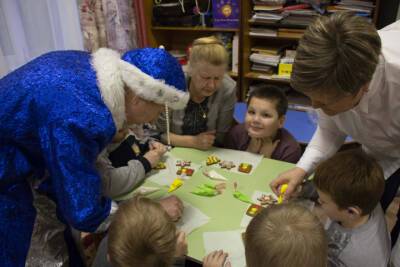 Ярославские полицейские дарят детям новогоднюю сказку