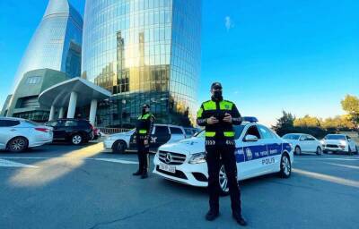Дорожная полиция Азербайджана обратилась к водителям и пешеходам накануне праздников