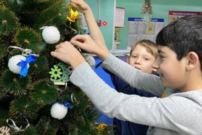 Регоператор «ЭкоЦентр» в Астрахани организовал для детей из детского дома новогодний праздник