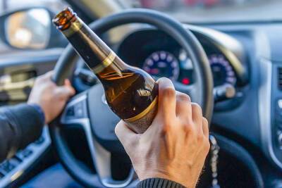 В новогодние праздники в Калининском районе будут ловить пьяных водителей