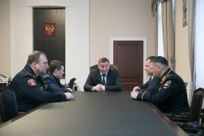 Бочаров провел совещание по вопросу безопасности в новогодние праздники