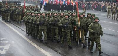 Армия Литвы отмечает 30-летие со дня присвоения первых офицерских званий