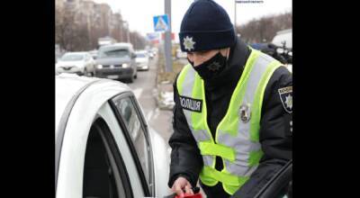 В Одессе копы с мешками срочно решили проверить водителей перед праздниками: что происходит