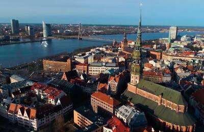 Более половины жителей Латвии будут вынуждены экономить на электричестве из-за взлетевших коммунальных платежей