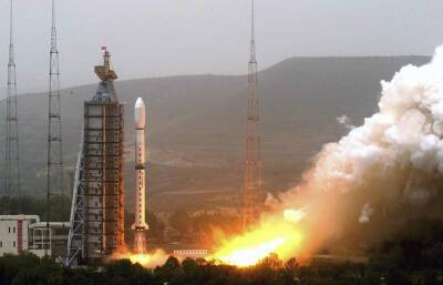 Китай вывел на орбиту экспериментальный спутник связи "Шиянь-9"