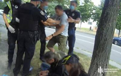 Киевских полицейских подозревают в избиении адвоката