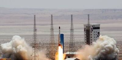Иран успешно запустил ракету-носитель «Симург»