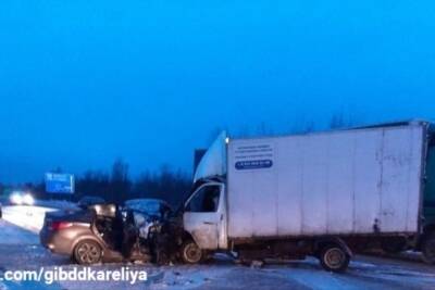 Водитель погиб в утреннем ДТП в Карелии