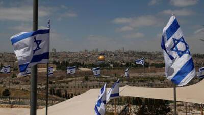 Больше белого и голубого: население Израиля приблизилось к 10 миллионам