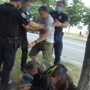 В Киевской области полицейских подозревают в избиении. Видео