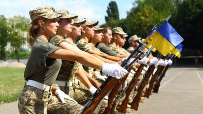 Экс-депутат Рады Журавко сравнил воинский учет жительниц Украины с крахом Третьего рейха